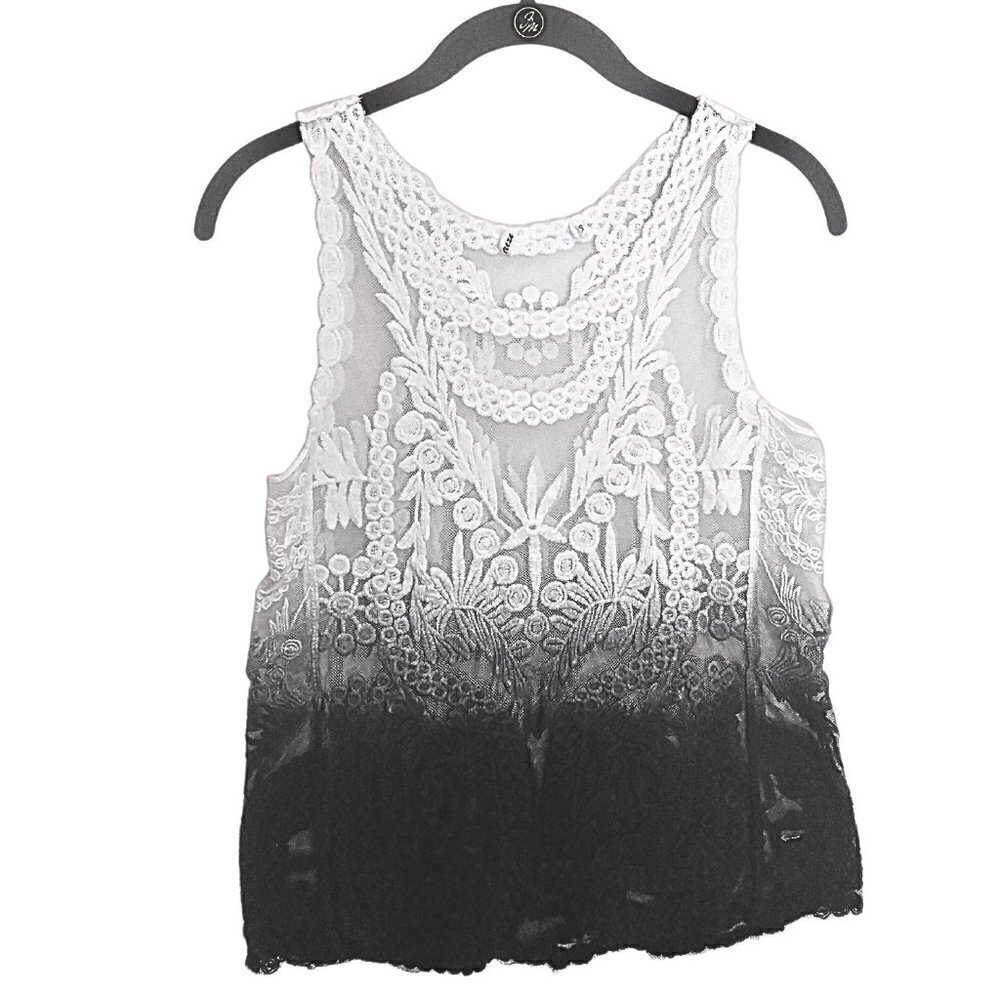 BREEZE COLLECTIONS WHITE, BLACK & GRAY GRADIENT LACE TANK TOP